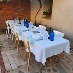 Hostel Albergue Villares De Orbigo Villares de Orbigo