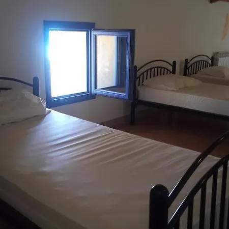 Albergue Villares De Orbigo 호스텔 Villares de Orbigo