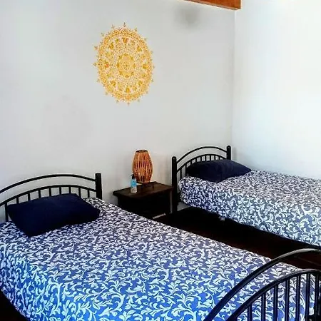 Albergue Villares De Orbigo 호스텔