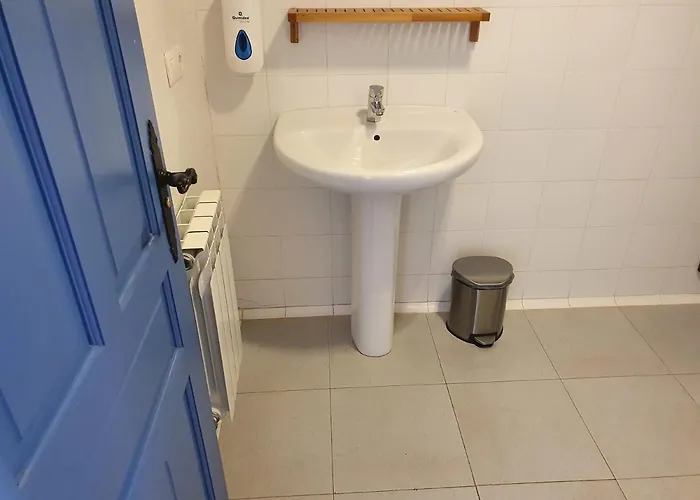 Albergue Villares De Orbigo Auberge de jeunesse *