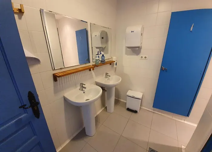 Albergue Villares De Orbigo Auberge de jeunesse Villares de Orbigo