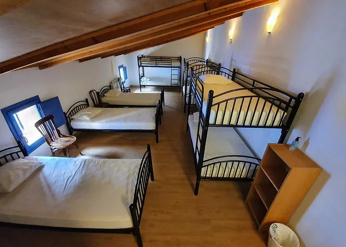 Albergue Villares De Orbigo Auberge de jeunesse